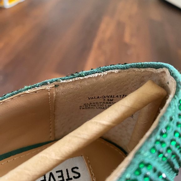 Steve Madden Vala emerald green rhinestone crystal pointed toe heels pumps - Picture 5 of 7